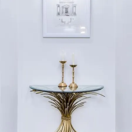 New Luxury Flat - Area *