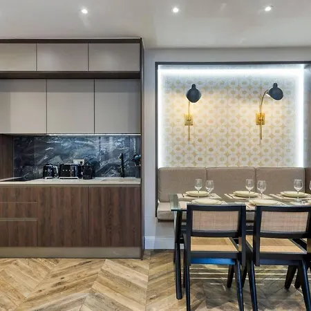 Apartment New Luxury Flat - Area *