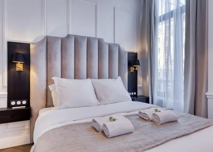 New Luxury Flat - Area